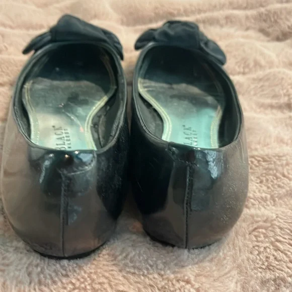 WHBM women’s black/white shoes - Picture 2 of 6